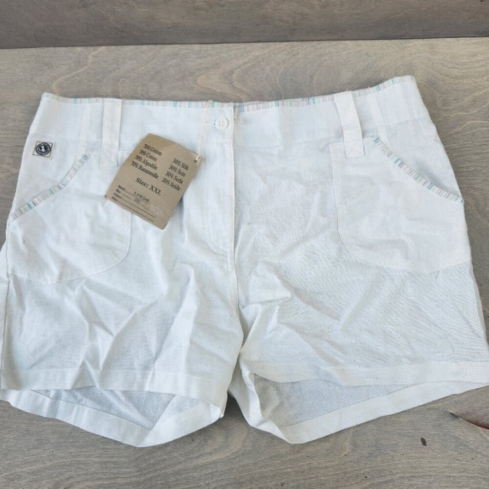 The Earth‎ Collection 36" Shorts Beige Cotton Silk Blend Casual High Waist